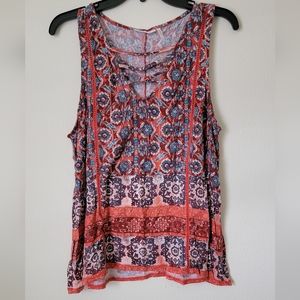 LUQ | Sleeveless Blouse